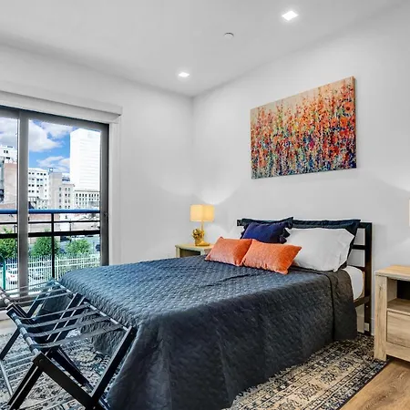 New! Vibrant Large Studio Dwntwn 18 Mins To Nyc Newark Exterior photo
