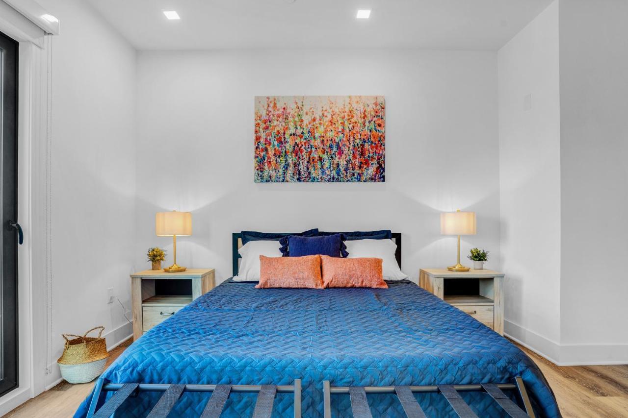 New! Vibrant Large Dwntwn 18 Mins To Nyc * Newark
