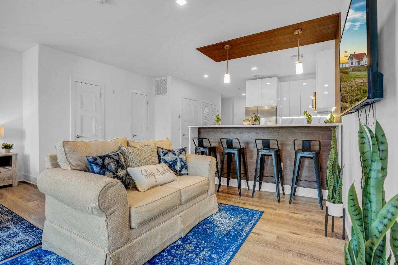 New! Vibrant Large Dwntwn 18 Mins To Nyc * Newark