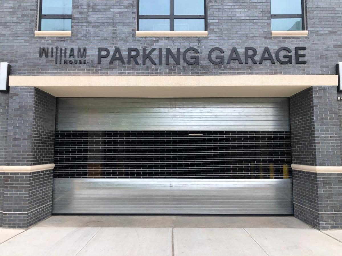 New! Vibrant Large Dwntwn 18 Mins To Nyc * Newark