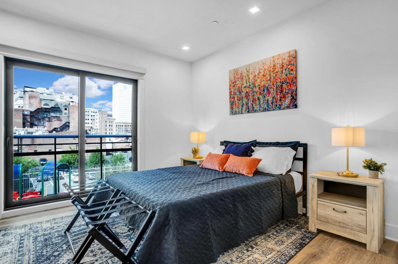 New! Vibrant Large Dwntwn 18 Mins To Nyc Apartment *